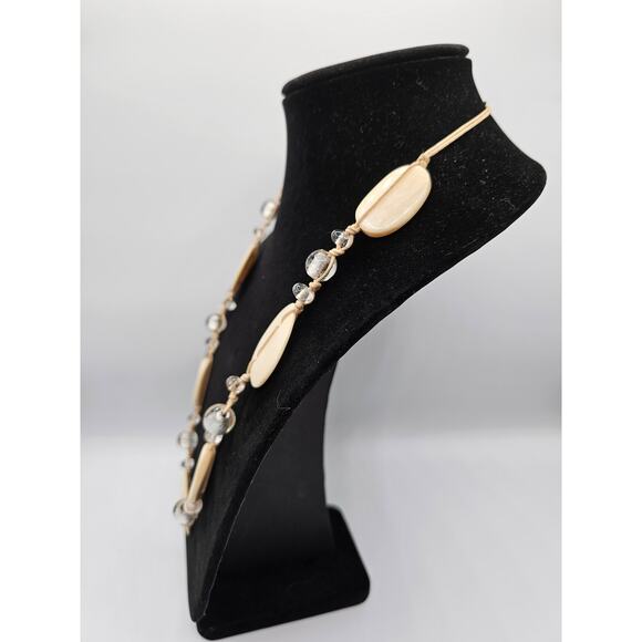 Vintage Single Strand Nautical Knotted Rope Beaded Necklace Cream Stone Glass - Picture 2 of 3